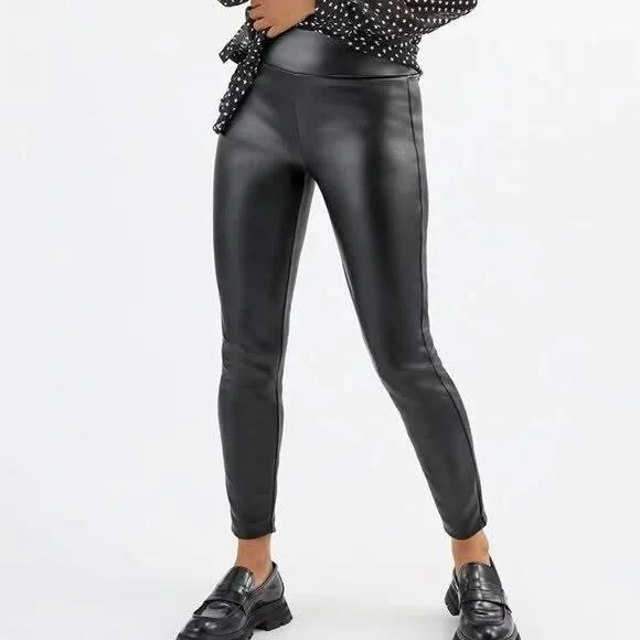 CAbi Tomboy Leggings style #4701 - Picture 3 of 6